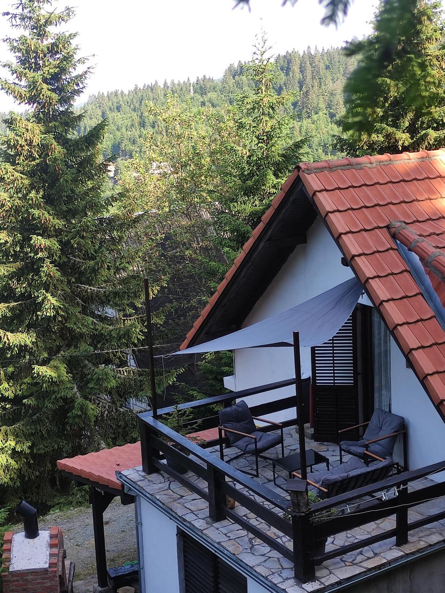 Uki & Sofi Mountain House Hotell Kopaonik Exteriör bild
